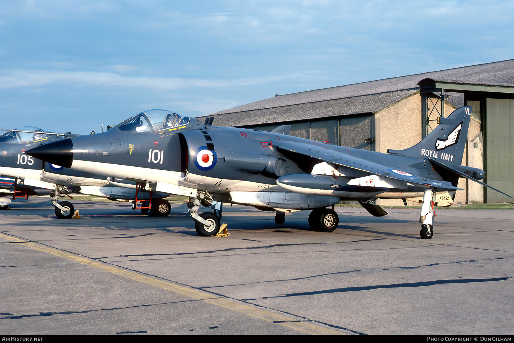 Aircraft Photo of XZ452 | British Aerospace Sea Harrier FRS1 | UK - Navy | AirHistory.net #316667