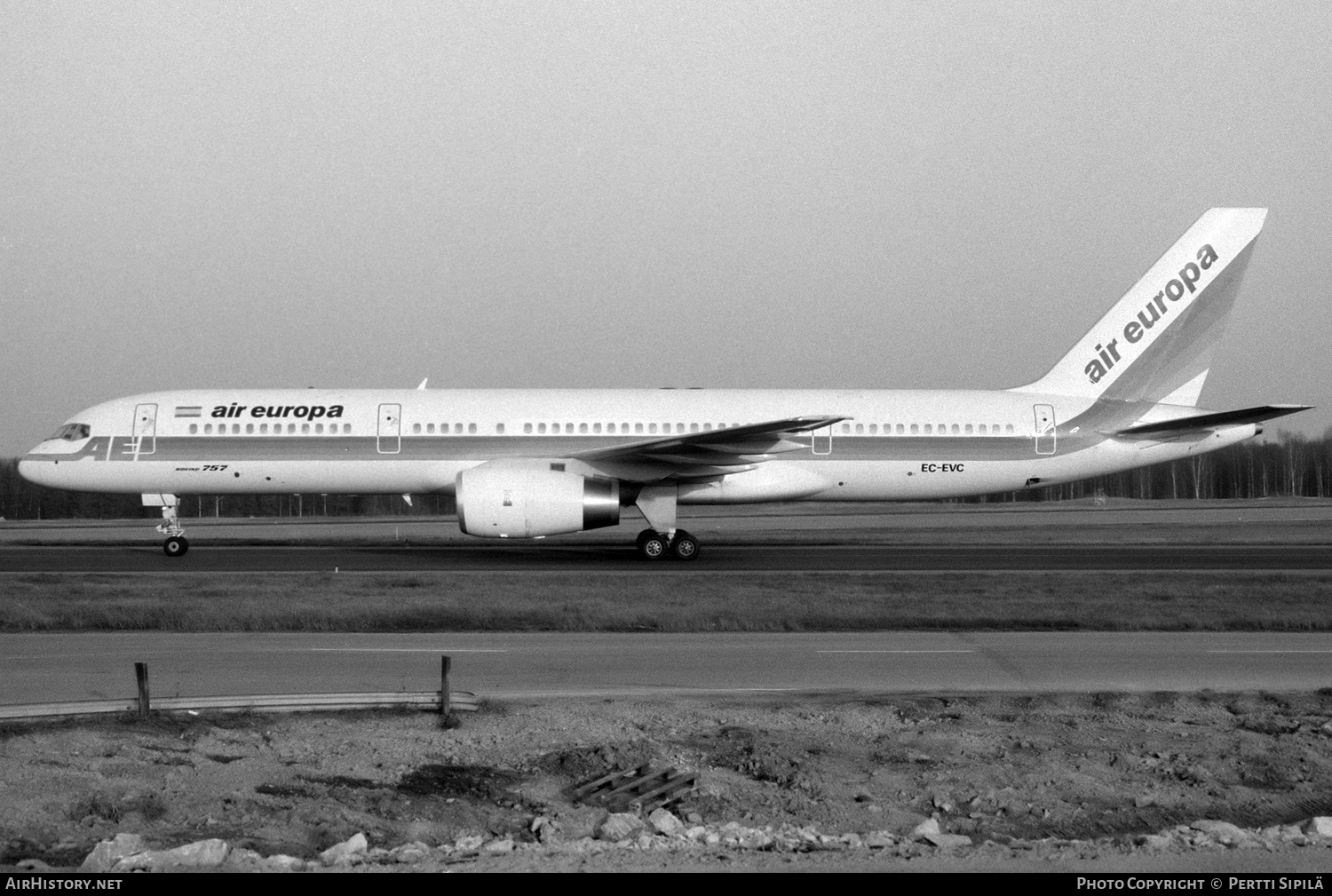 Aircraft Photo of EC-EVC | Boeing 757-236 | Air Europa | AirHistory.net #316709