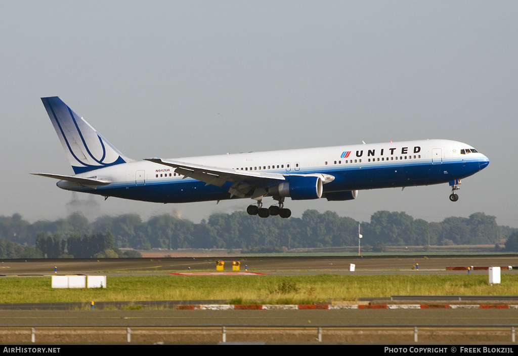 Aircraft Photo of N642UA | Boeing 767-322/ER | United Airlines | AirHistory.net #316730