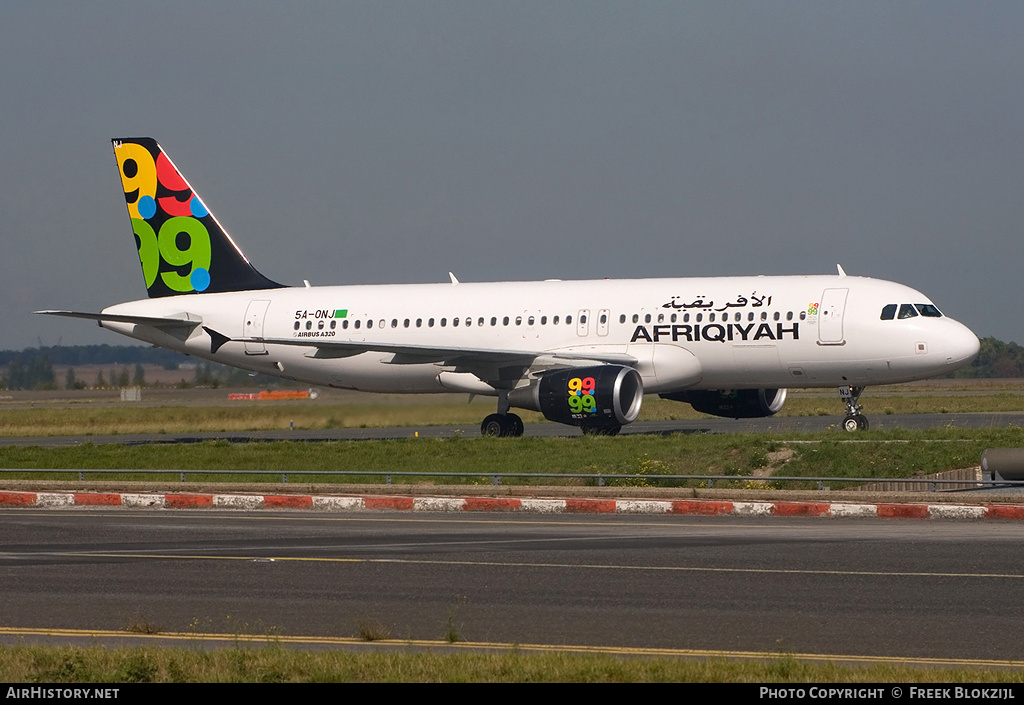 Aircraft Photo of 5A-ONJ | Airbus A320-214 | Afriqiyah Airways | AirHistory.net #316739