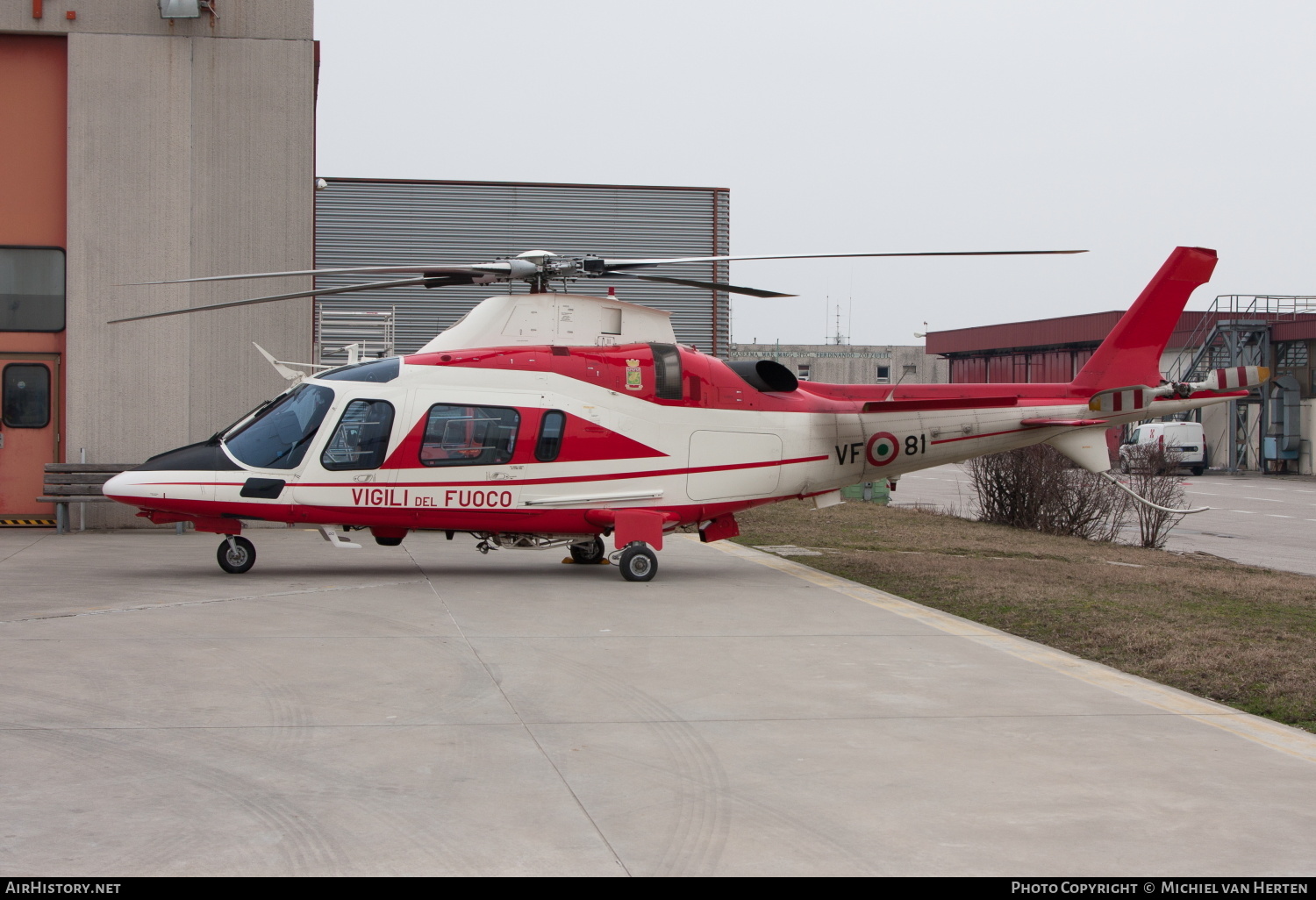 Aircraft Photo of VF-81 / DVFB | Agusta A-109E Power | Italy - Vigili del Fuoco | AirHistory.net #316788