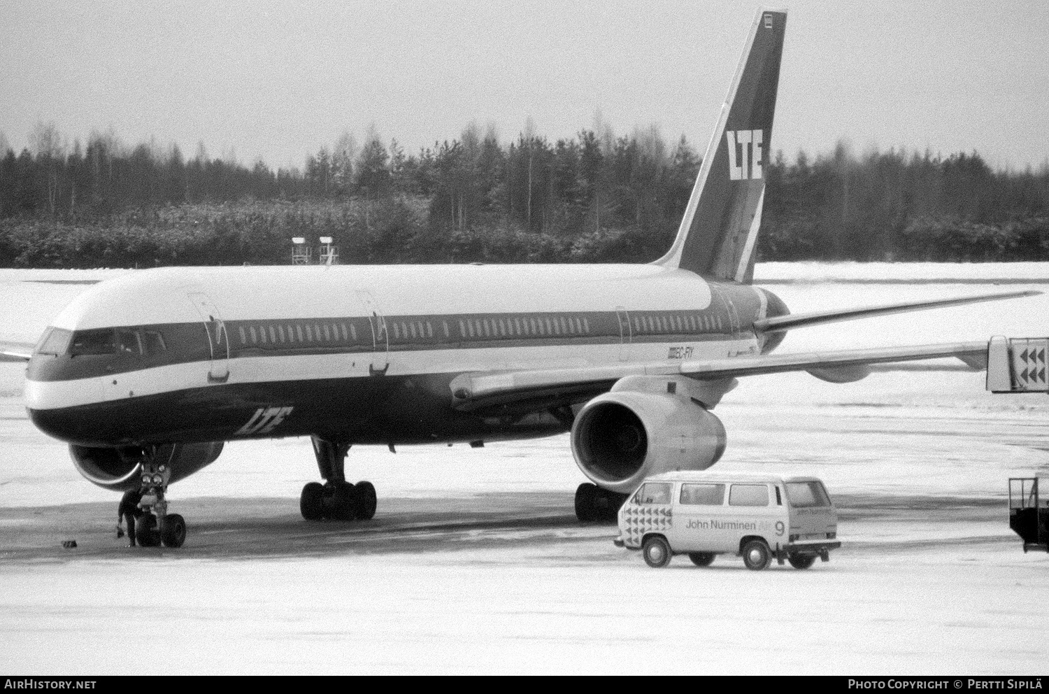 Aircraft Photo of EC-FIY | Boeing 757-225 | LTE International Airways | AirHistory.net #316817