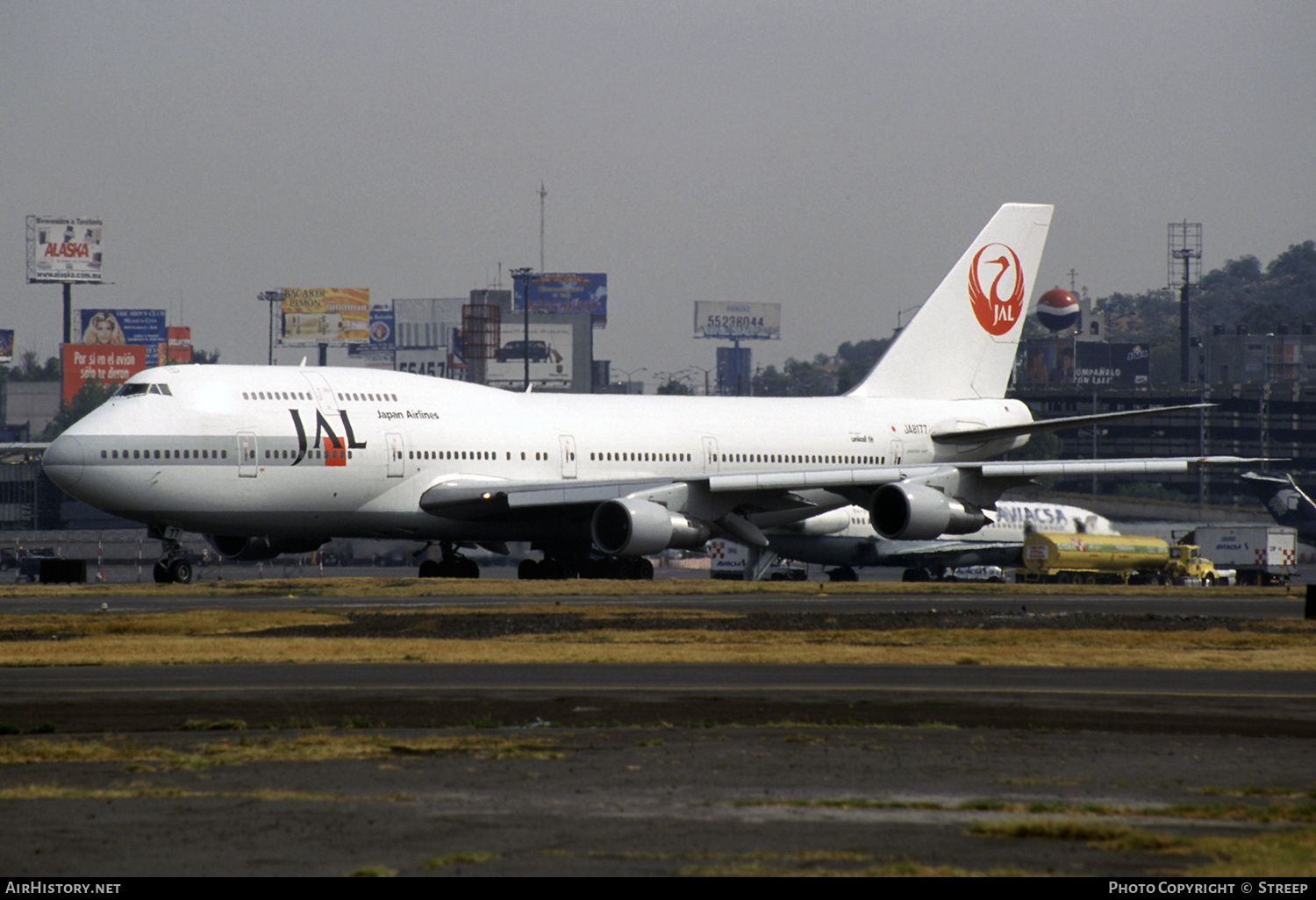 Aircraft Photo of JA8177 | Boeing 747-346 | Japan Airlines - JAL | AirHistory.net #316898