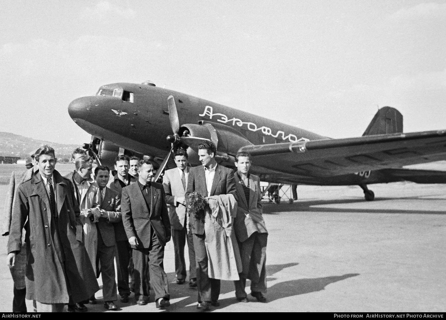 Aircraft Photo of CCCP-L1053 / CCCP-Л1053 | Douglas C-47 Skytrain | Aeroflot | AirHistory.net #316930