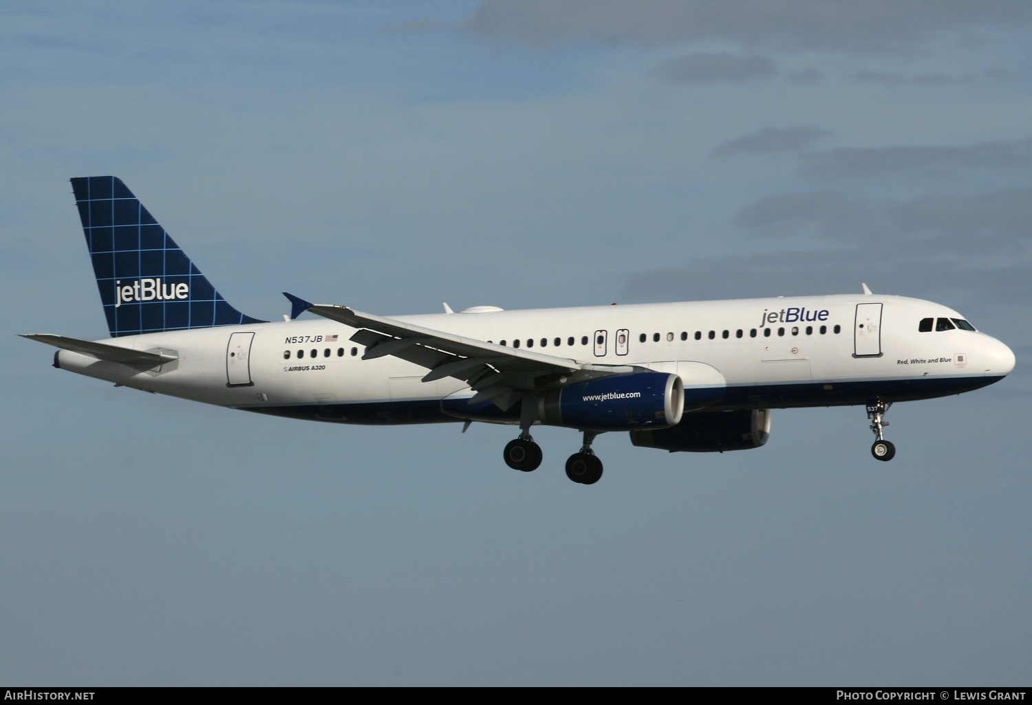 Aircraft Photo of N537JB | Airbus A320-232 | JetBlue Airways | AirHistory.net #316959