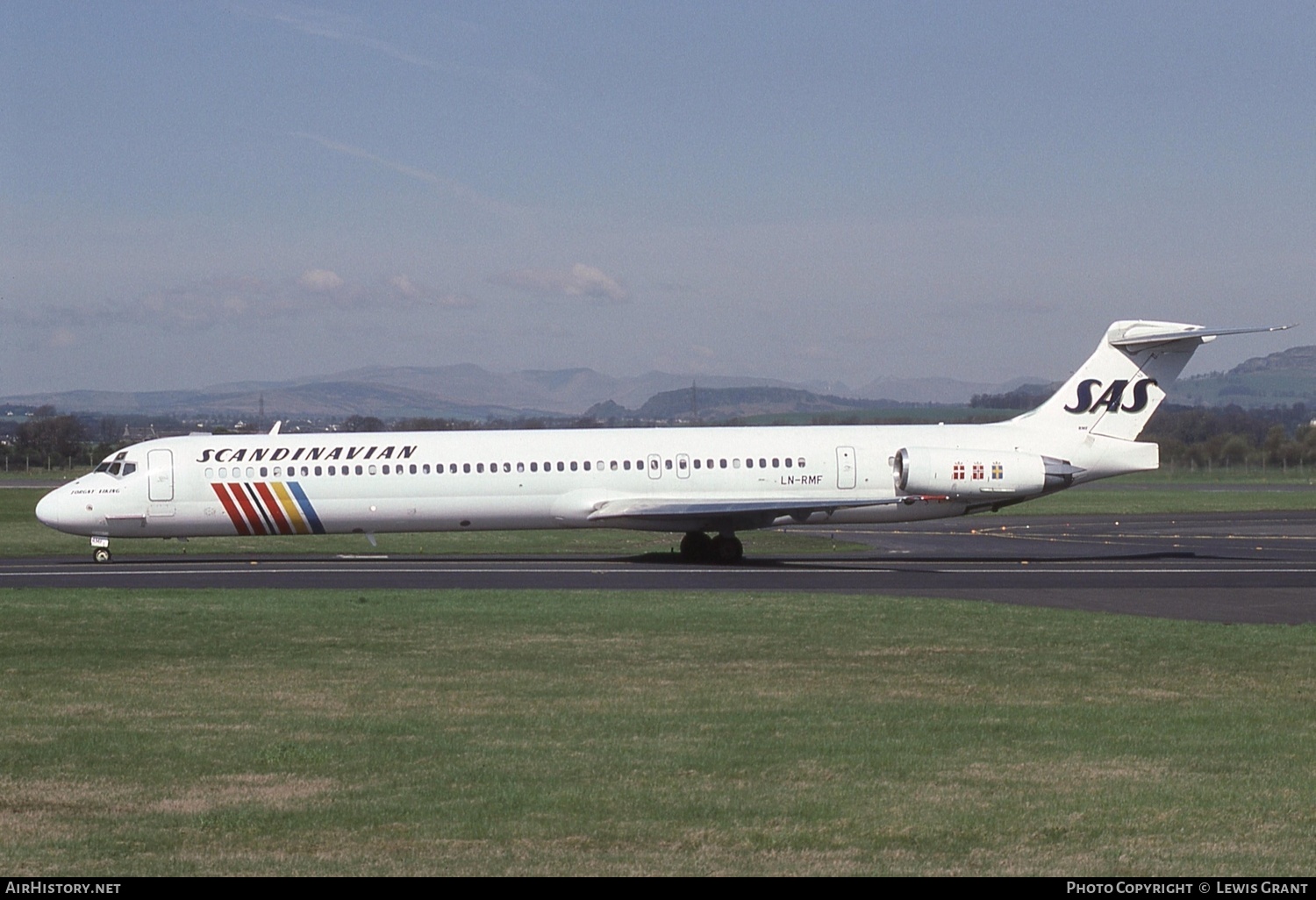 Aircraft Photo of LN-RMF | McDonnell Douglas MD-83 (DC-9-83) | Scandinavian Airlines - SAS | AirHistory.net #317026