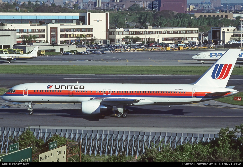 Aircraft Photo of N508UA | Boeing 757-222 | United Airlines | AirHistory.net #317051