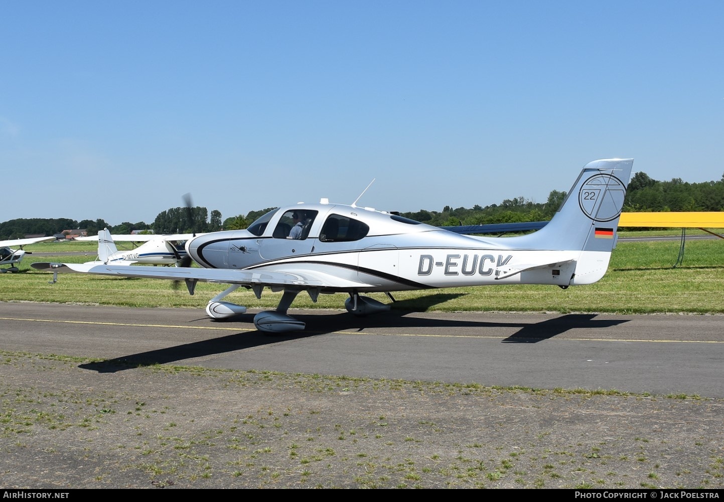 Aircraft Photo of D-EUCK | Cirrus SR-22T G3 | AirHistory.net #317128