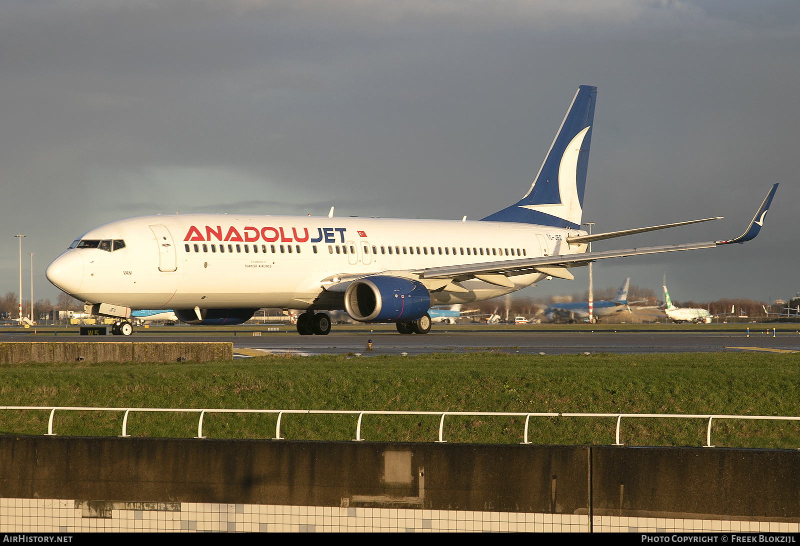 Aircraft Photo of TC-JFC | Boeing 737-8F2 | AnadoluJet | AirHistory.net #317158