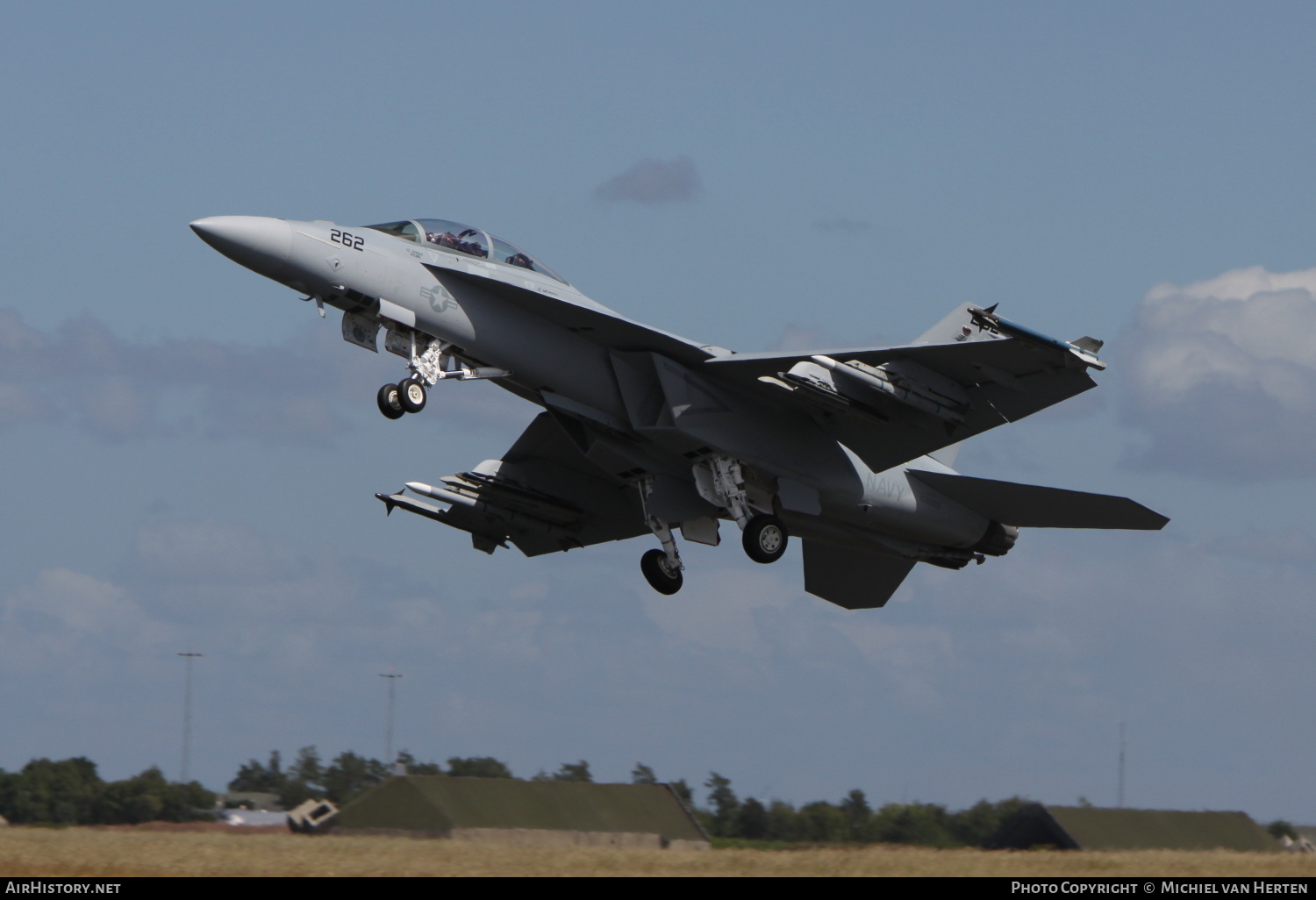 Aircraft Photo of 168889 | Boeing F/A-18F Super Hornet | USA - Navy | AirHistory.net #317230