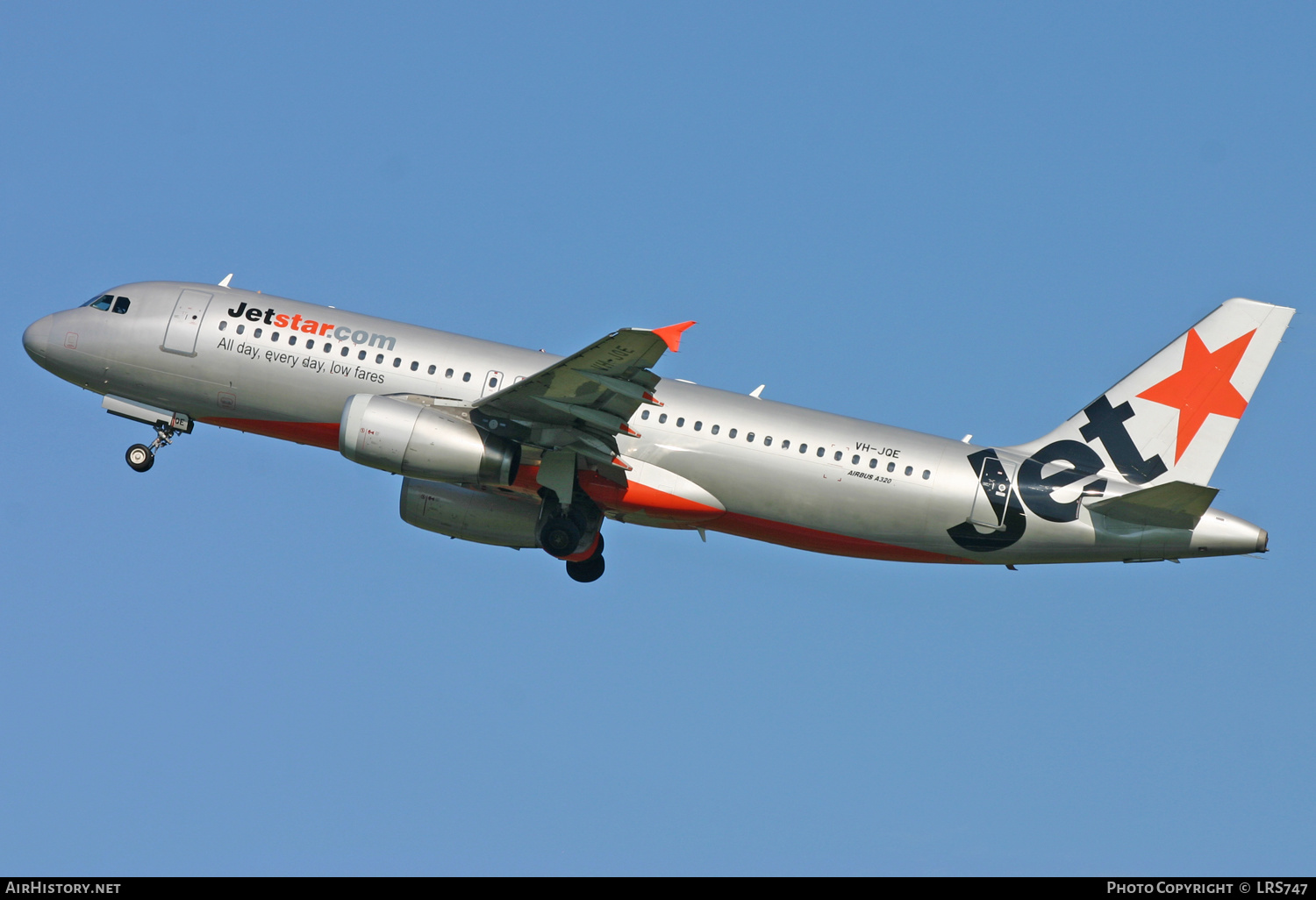 Aircraft Photo of VH-JQE | Airbus A320-232 | Jetstar Airways | AirHistory.net #317468