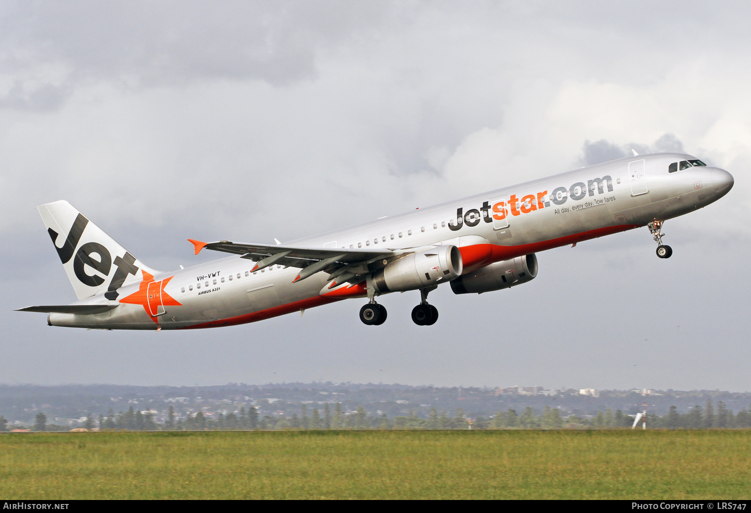 Aircraft Photo of VH-VWT | Airbus A321-231 | Jetstar Airways | AirHistory.net #317476