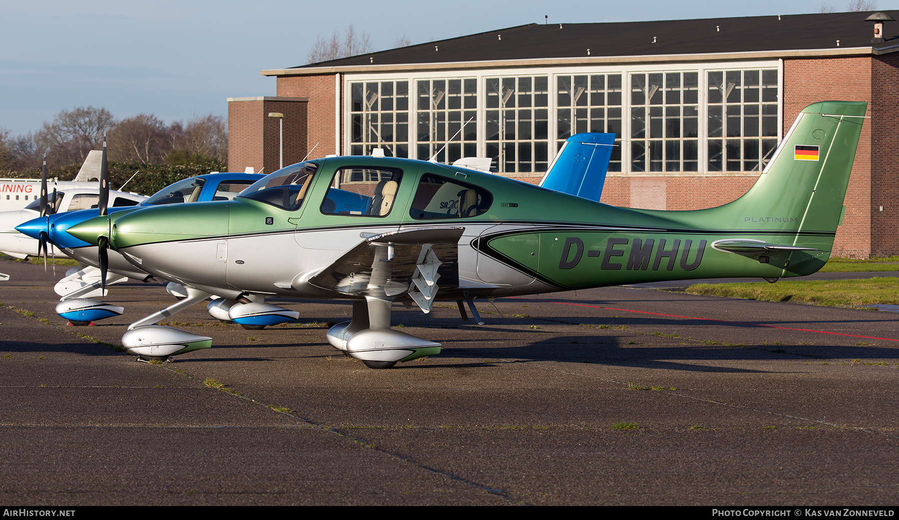 Aircraft Photo of D-EMHU | Cirrus SR-22T G6-GTS Platinum | AirHistory.net #317697