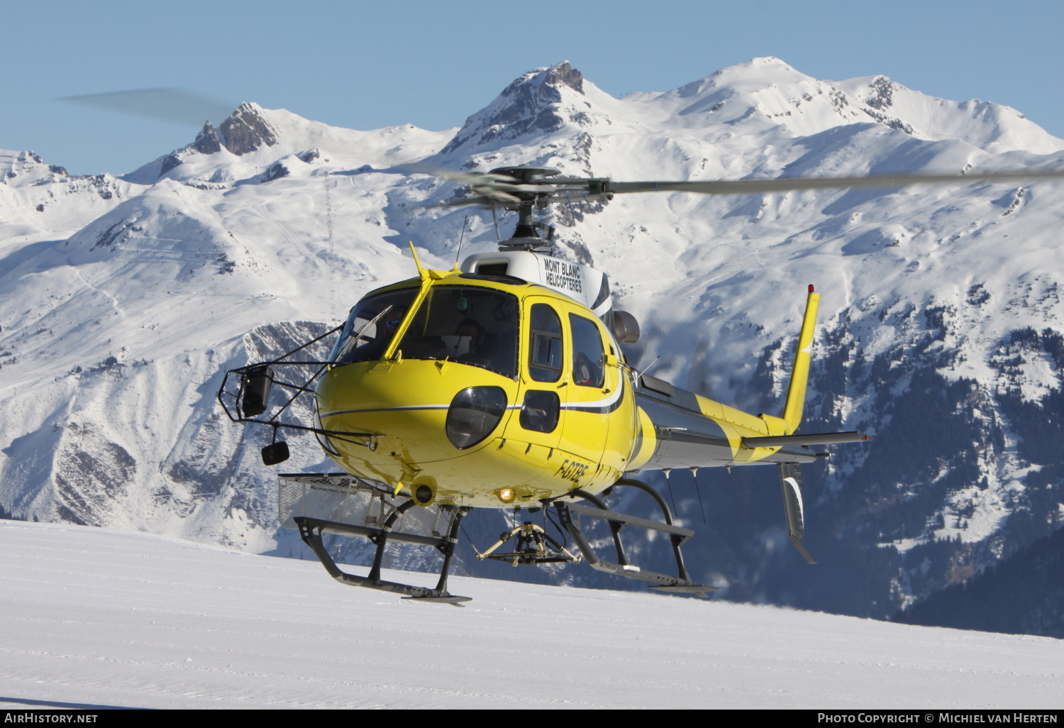 Aircraft Photo of F-GTBE | Aerospatiale AS-350B-3 Ecureuil | Mont Blanc Hélicoptères | AirHistory.net #317806