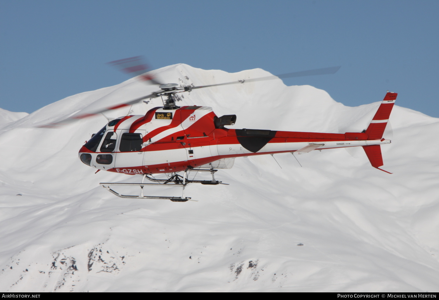 Aircraft Photo of F-GZSH | Eurocopter AS-350B-3 Ecureuil | SAF Hélicoptères - Secours Aérien Français | AirHistory.net #317819