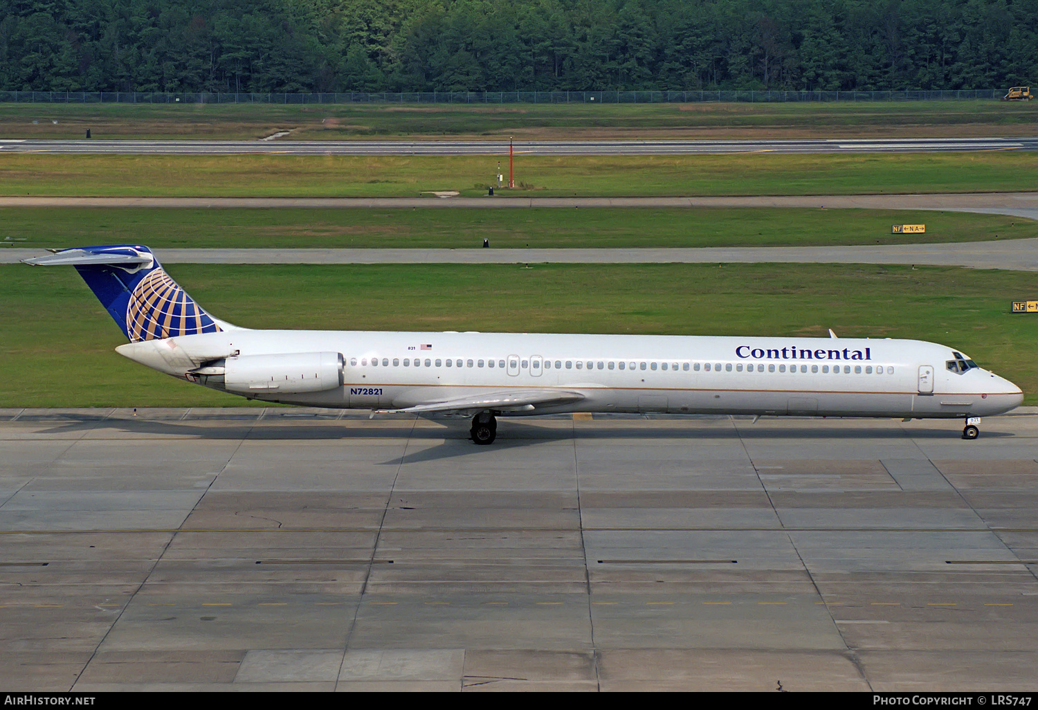 Aircraft Photo of N72821 | McDonnell Douglas MD-82 (DC-9-82) | Continental Airlines | AirHistory.net #317955