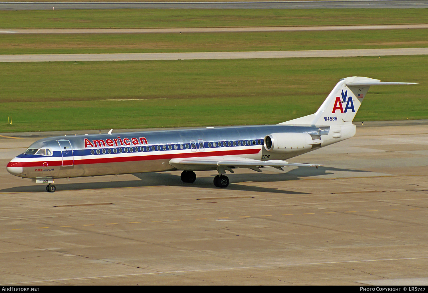 Aircraft Photo of N1458H | Fokker 100 (F28-0100) | American Airlines | AirHistory.net #317970