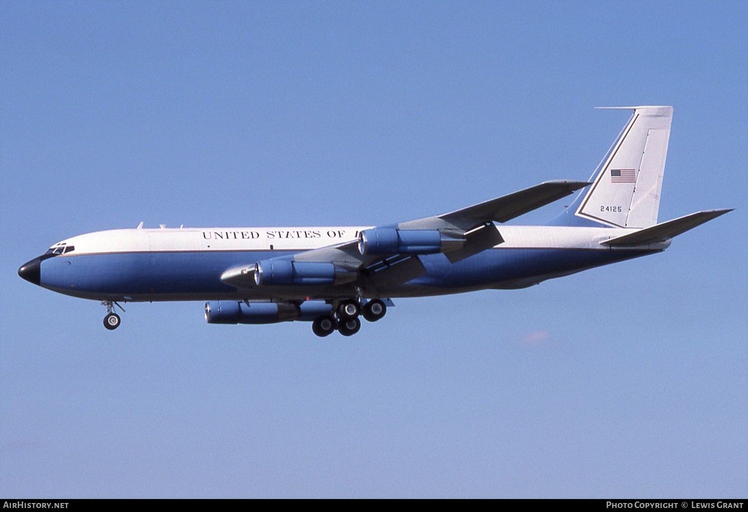 Aircraft Photo of 62-4125 / 24125 | Boeing VC-135B Stratolifter | USA - Air Force | AirHistory.net #317986