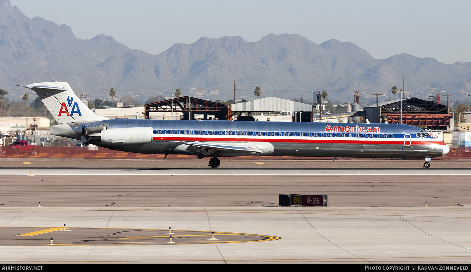 Aircraft Photo of N424AA | McDonnell Douglas MD-82 (DC-9-82) | American Airlines | AirHistory.net #317988