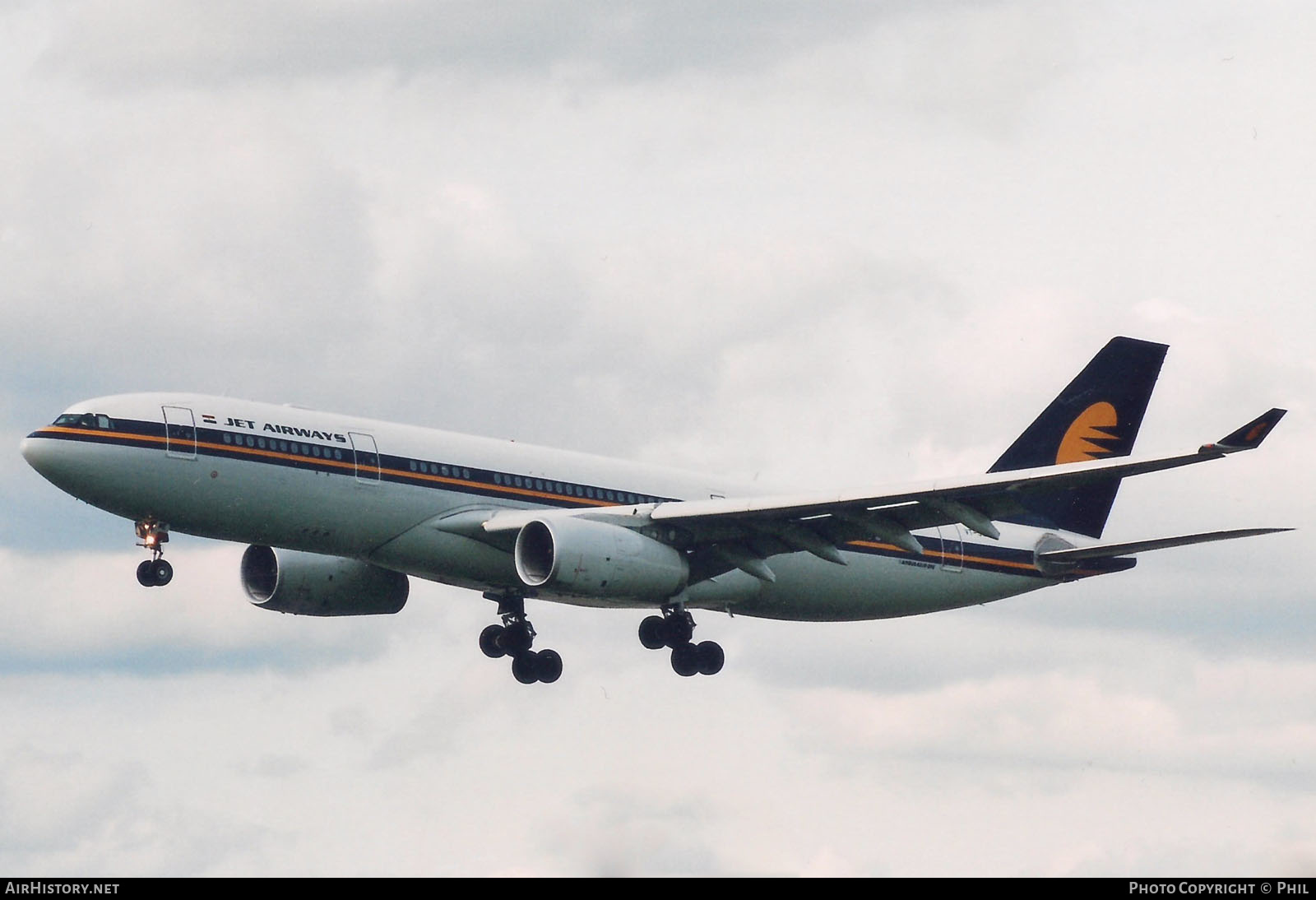 Aircraft Photo of VT-JWE | Airbus A330-243 | Jet Airways | AirHistory.net #318144