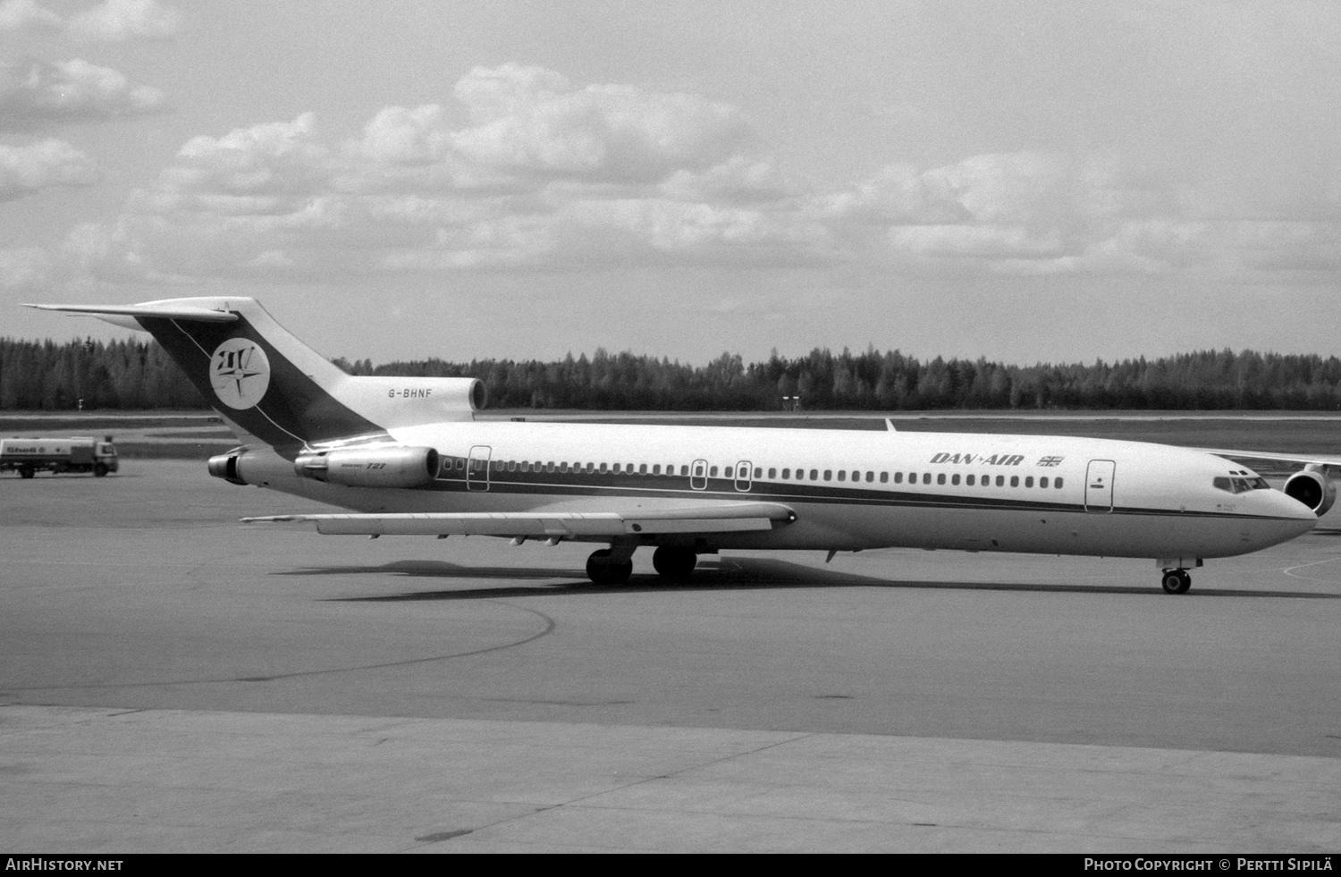 Aircraft Photo of G-BHNF | Boeing 727-2J4/Adv | Dan-Air London | AirHistory.net #318185