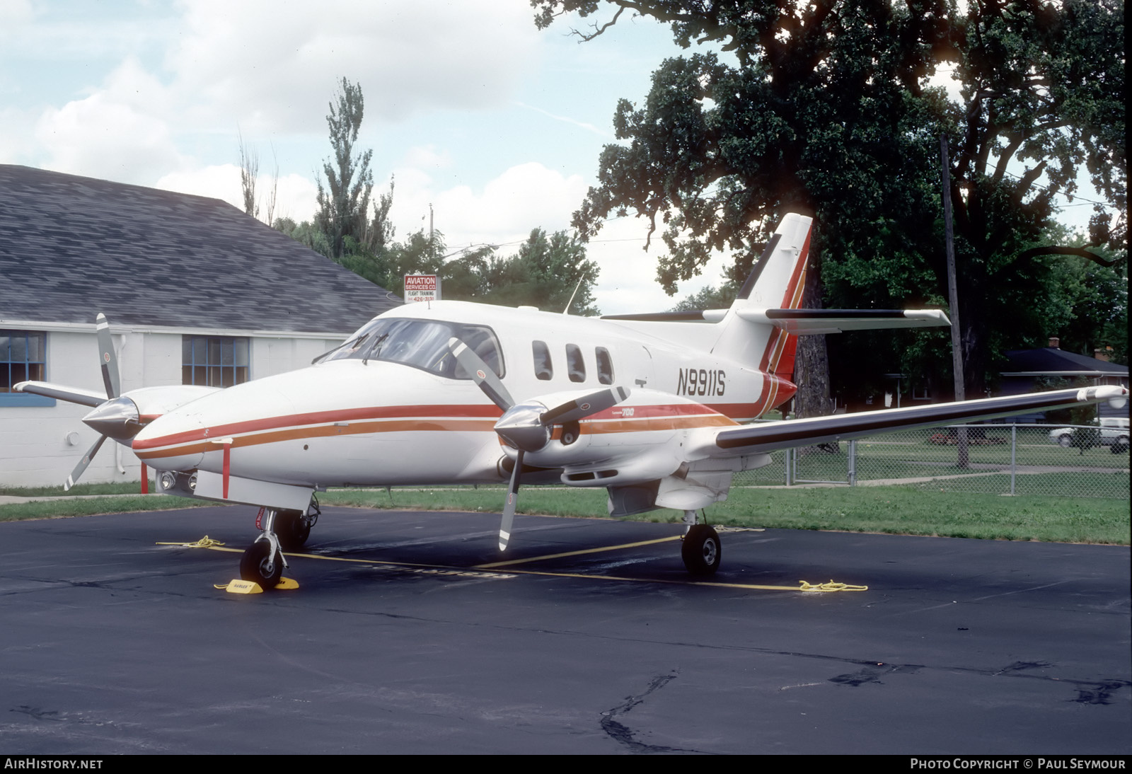 Aircraft Photo of N9911S | Rockwell Commander 700 | AirHistory.net #318275