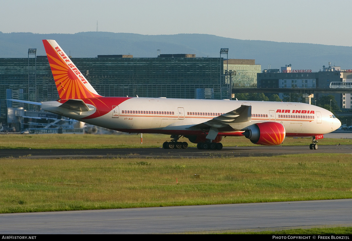 Aircraft Photo of VT-ALG | Boeing 777-237/LR | Air India | AirHistory.net #318485