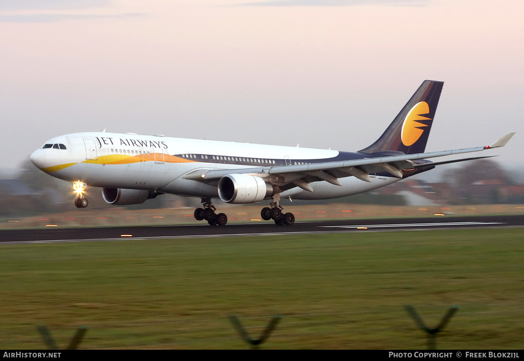 Aircraft Photo of VT-JWK | Airbus A330-202 | Jet Airways | AirHistory.net #318554
