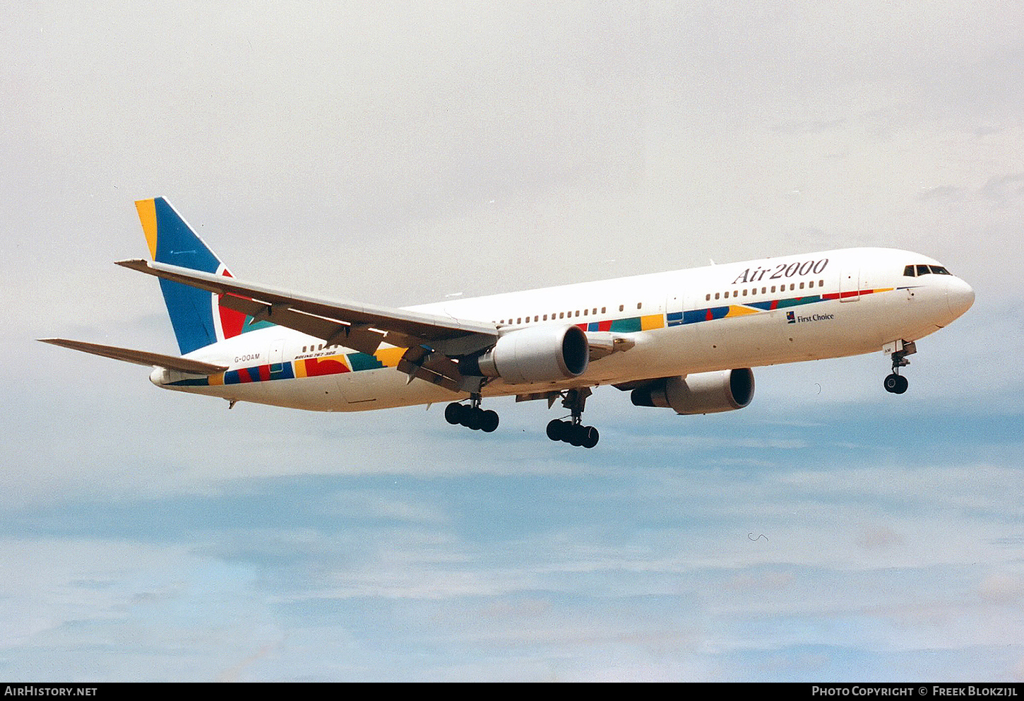 Aircraft Photo of G-OOAM | Boeing 767-38A/ER | Air 2000 | AirHistory.net #318592
