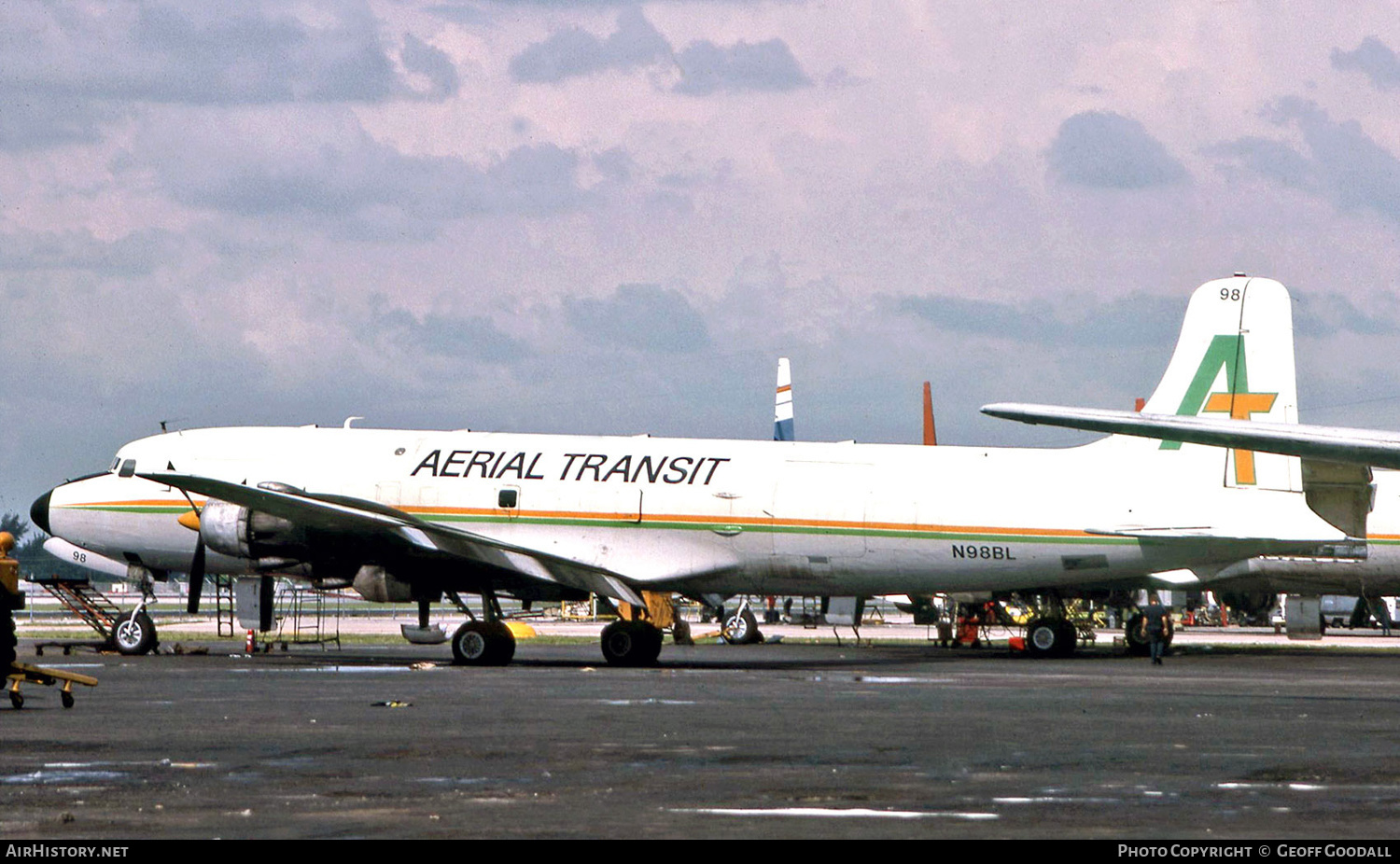 Aircraft Photo of N98BL | Douglas DC-6A | Aerial Transit | AirHistory.net #318687