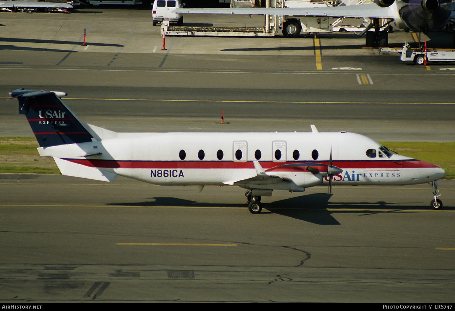 Aircraft Photo of N861CA | Beech 1900D | USAir Express | AirHistory.net #318754