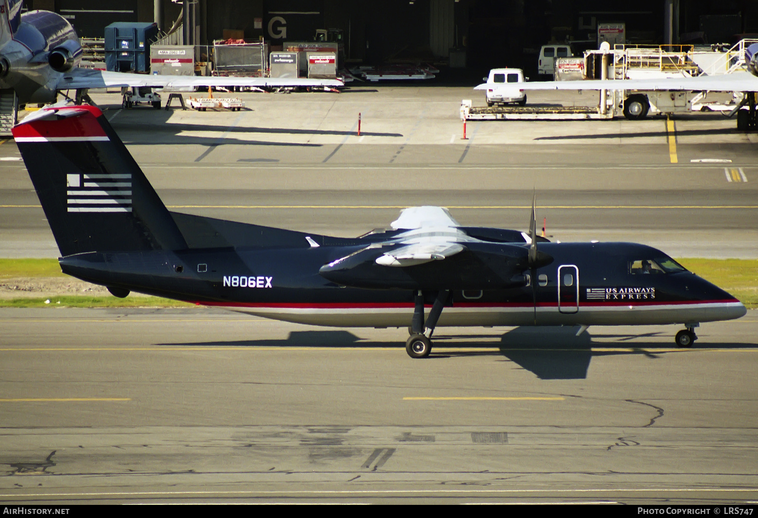 Aircraft Photo of N806EX | De Havilland Canada DHC-8-102A Dash 8 | US Airways Express | AirHistory.net #318763
