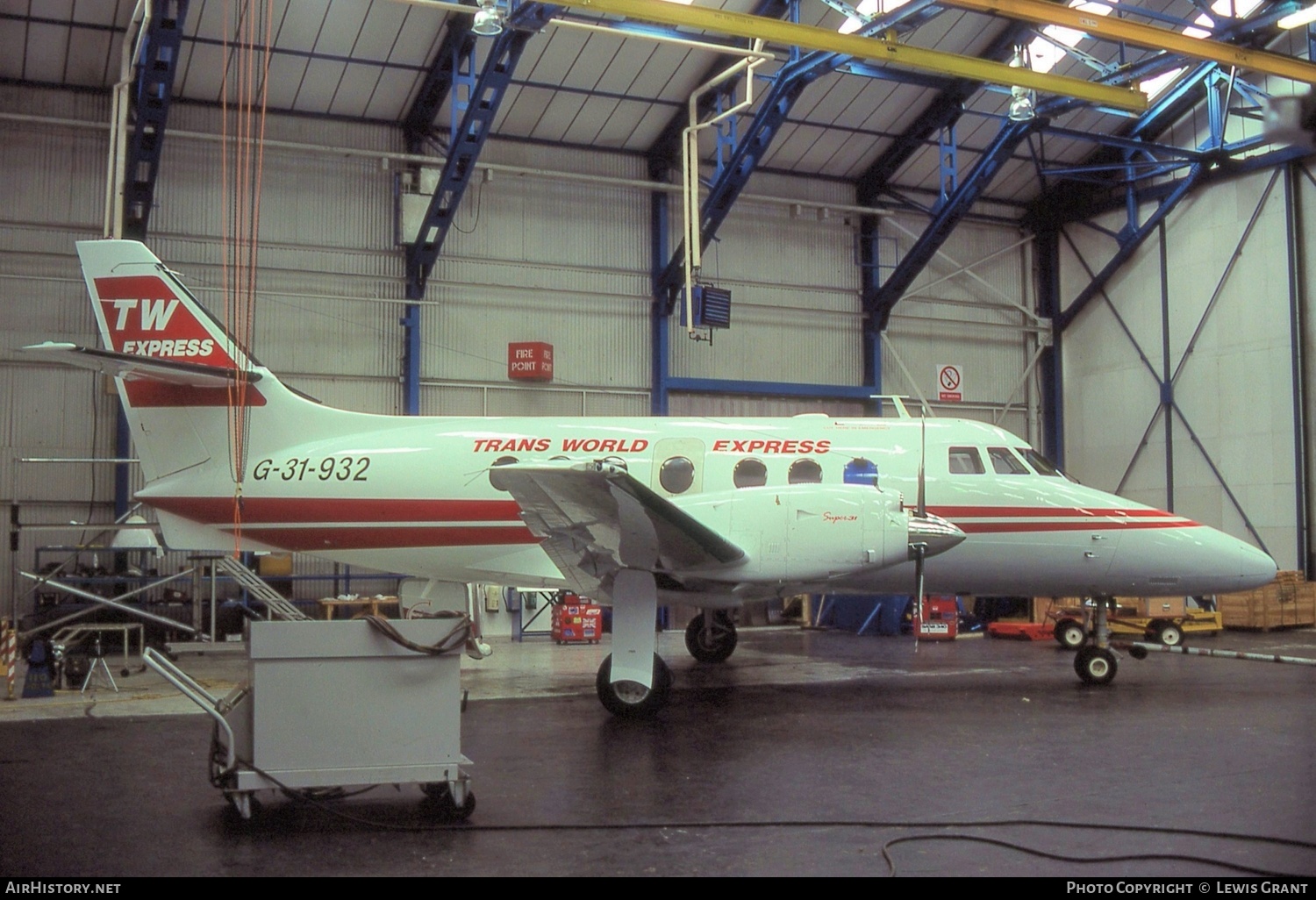 Aircraft Photo of G-31-932 | British Aerospace BAe-3201 Jetstream 32 | TW Express - Trans World Express | AirHistory.net #318798