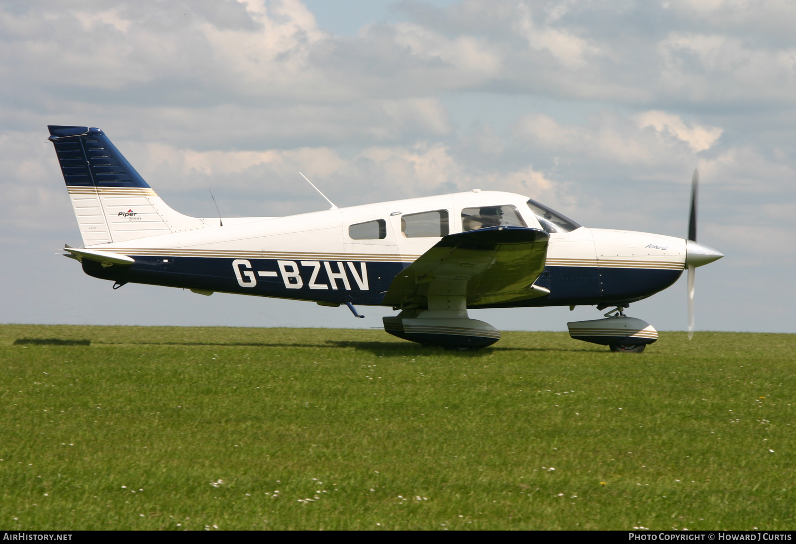 Aircraft Photo of G-BZHV | Piper PA-28-181 Archer III | AirHistory.net #318819