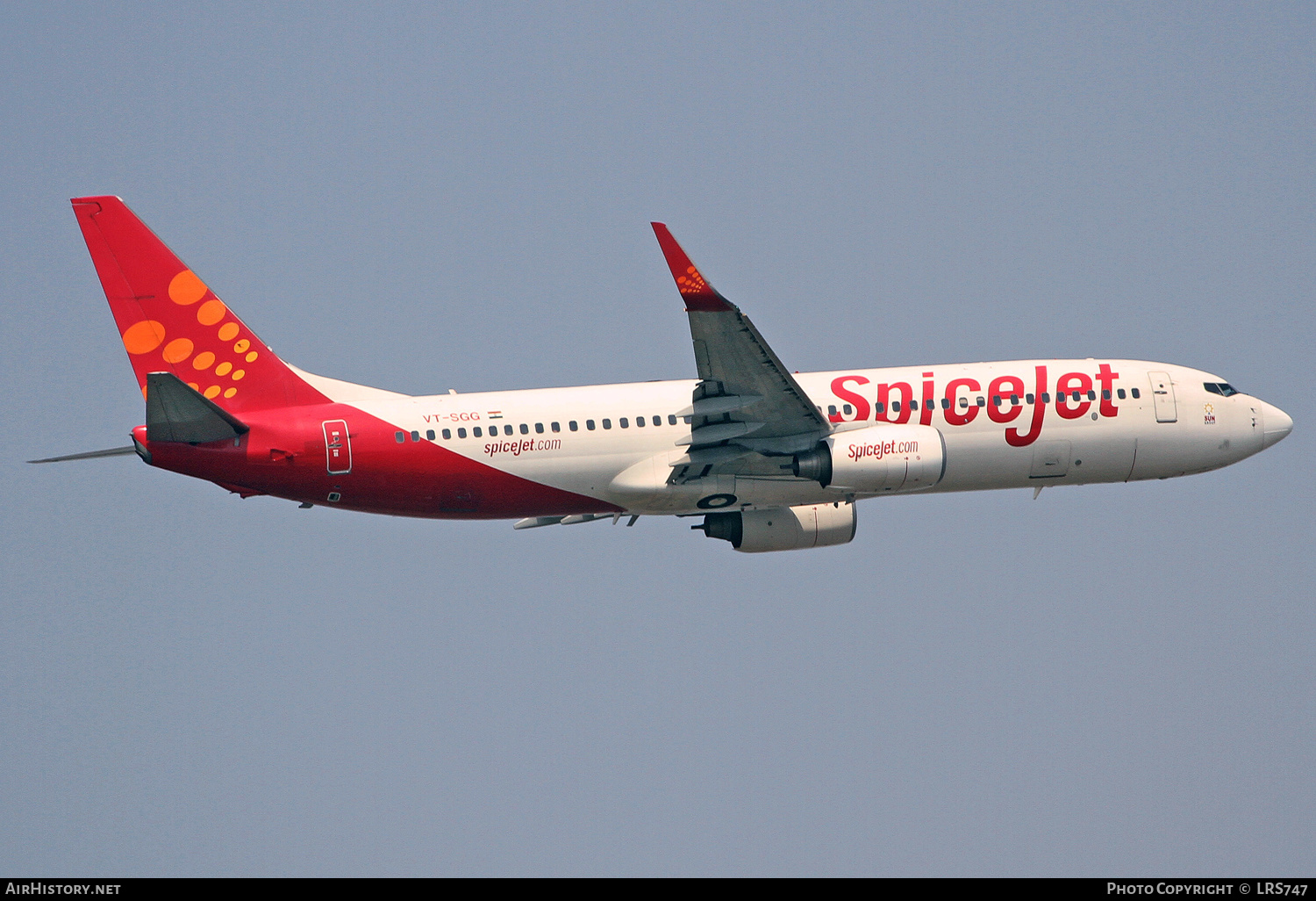 Aircraft Photo of VT-SGG | Boeing 737-8GJ | SpiceJet | AirHistory.net #318837