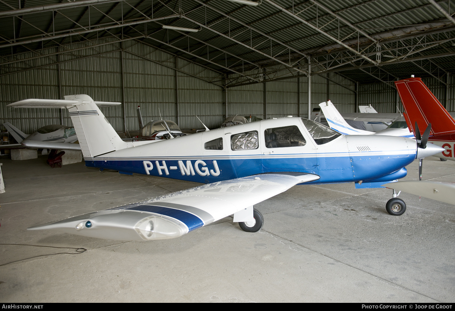 Aircraft Photo of PH-MGJ | Piper PA-28RT-201T Turbo Arrow IV | AirHistory.net #318869