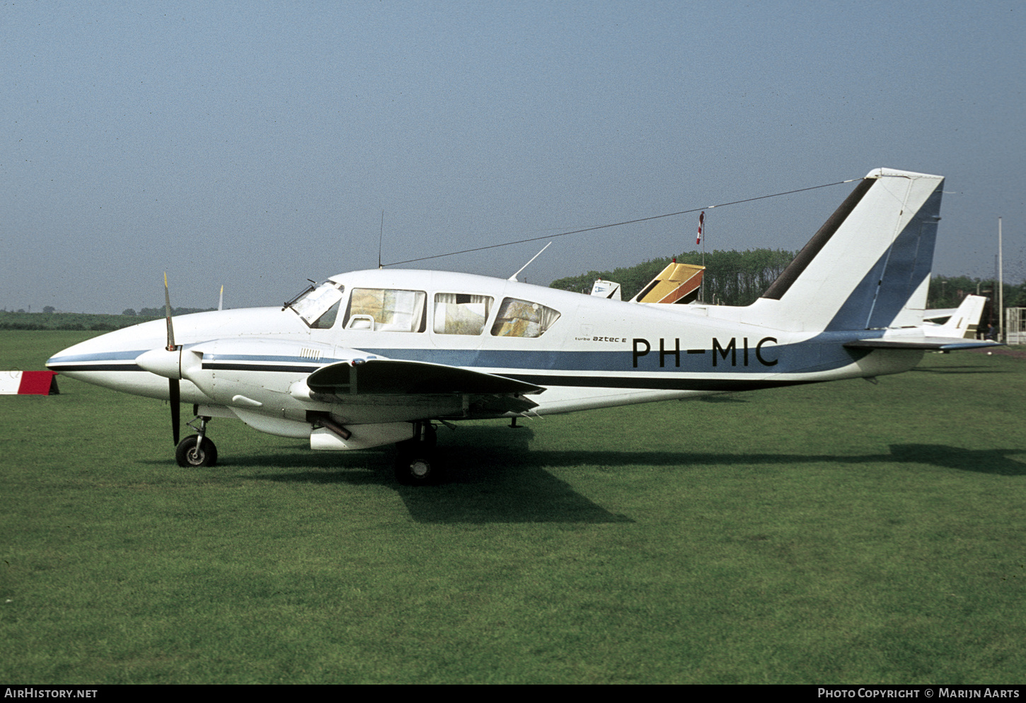 Aircraft Photo of PH-MIC | Piper PA-23-250 Aztec E | AirHistory.net #318870