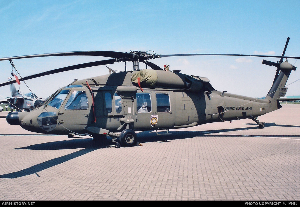 Aircraft Photo of 87-24584 / 0-24584 | Sikorsky UH-60A(C) Black Hawk (S-70A) | USA - Army | AirHistory.net #318876