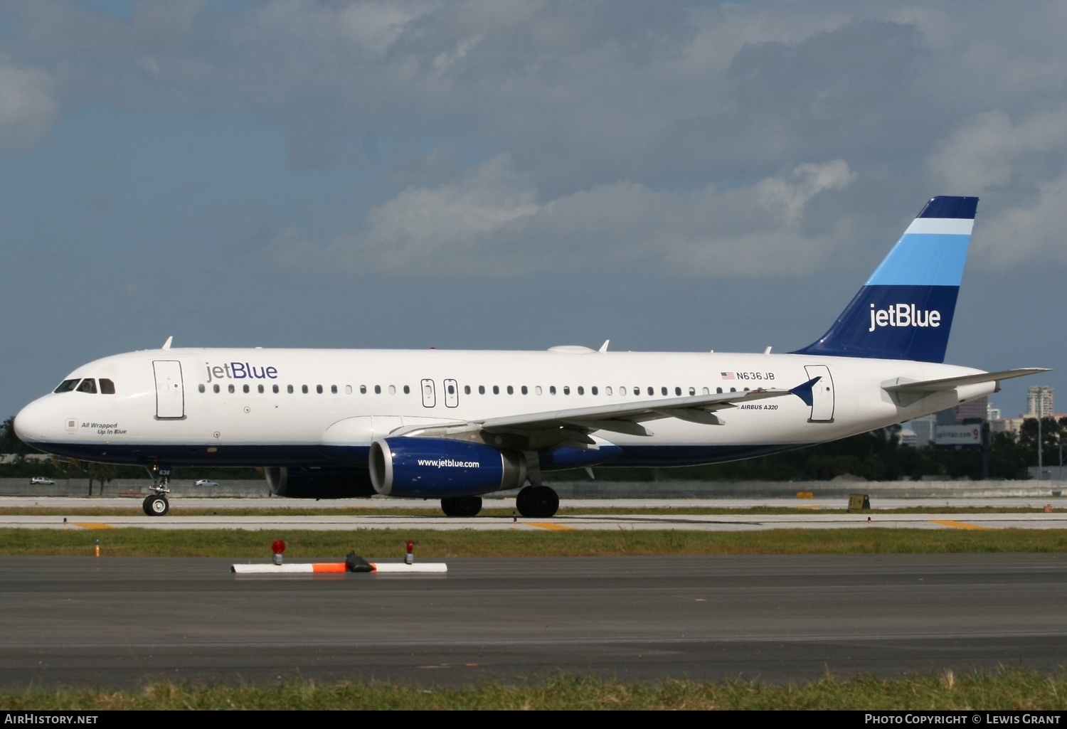 Aircraft Photo of N636JB | Airbus A320-232 | JetBlue Airways | AirHistory.net #318948