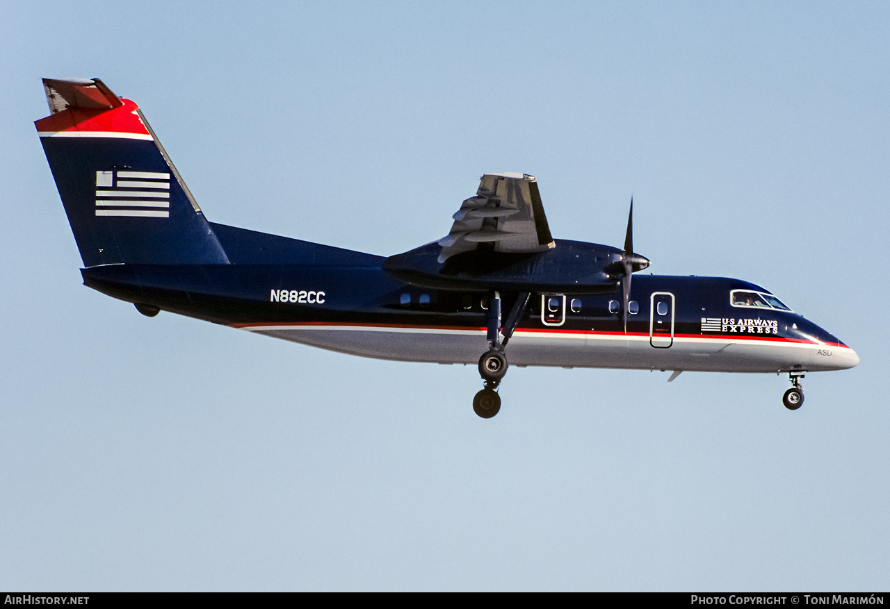 Aircraft Photo of N882CC | De Havilland Canada DHC-8-102 Dash 8 | US Airways Express | AirHistory.net #319106