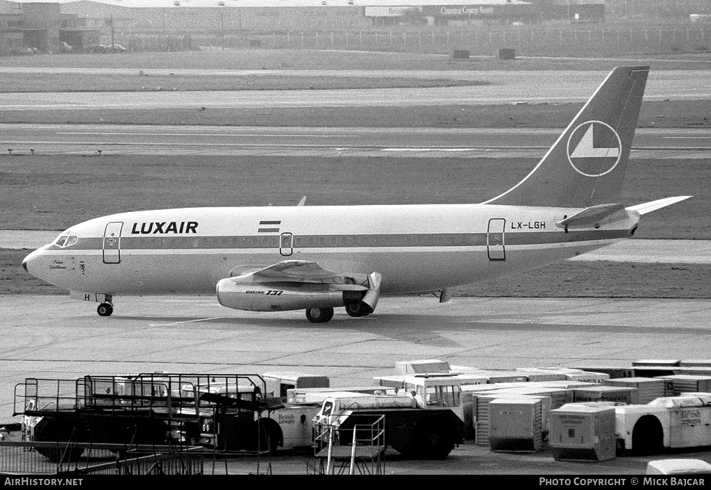 Aircraft Photo of LX-LGH | Boeing 737-2C9/Adv | Luxair | AirHistory.net #319174