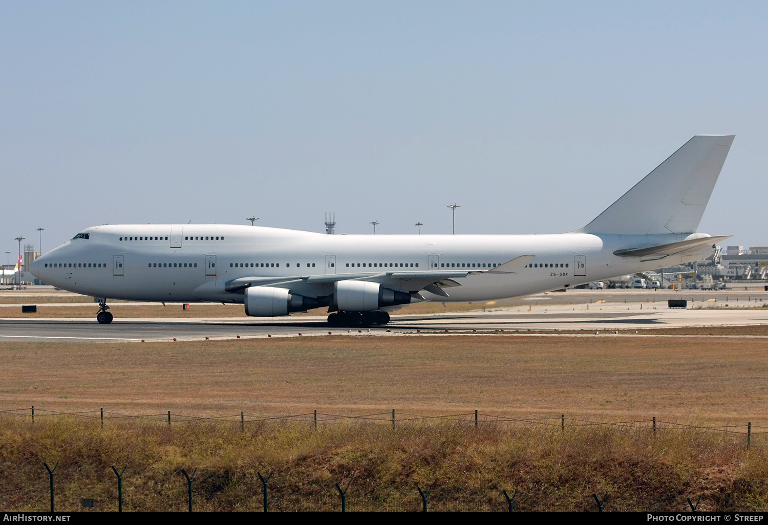 Aircraft Photo of ZS-SBK | Boeing 747-4F6 | AirHistory.net #319178