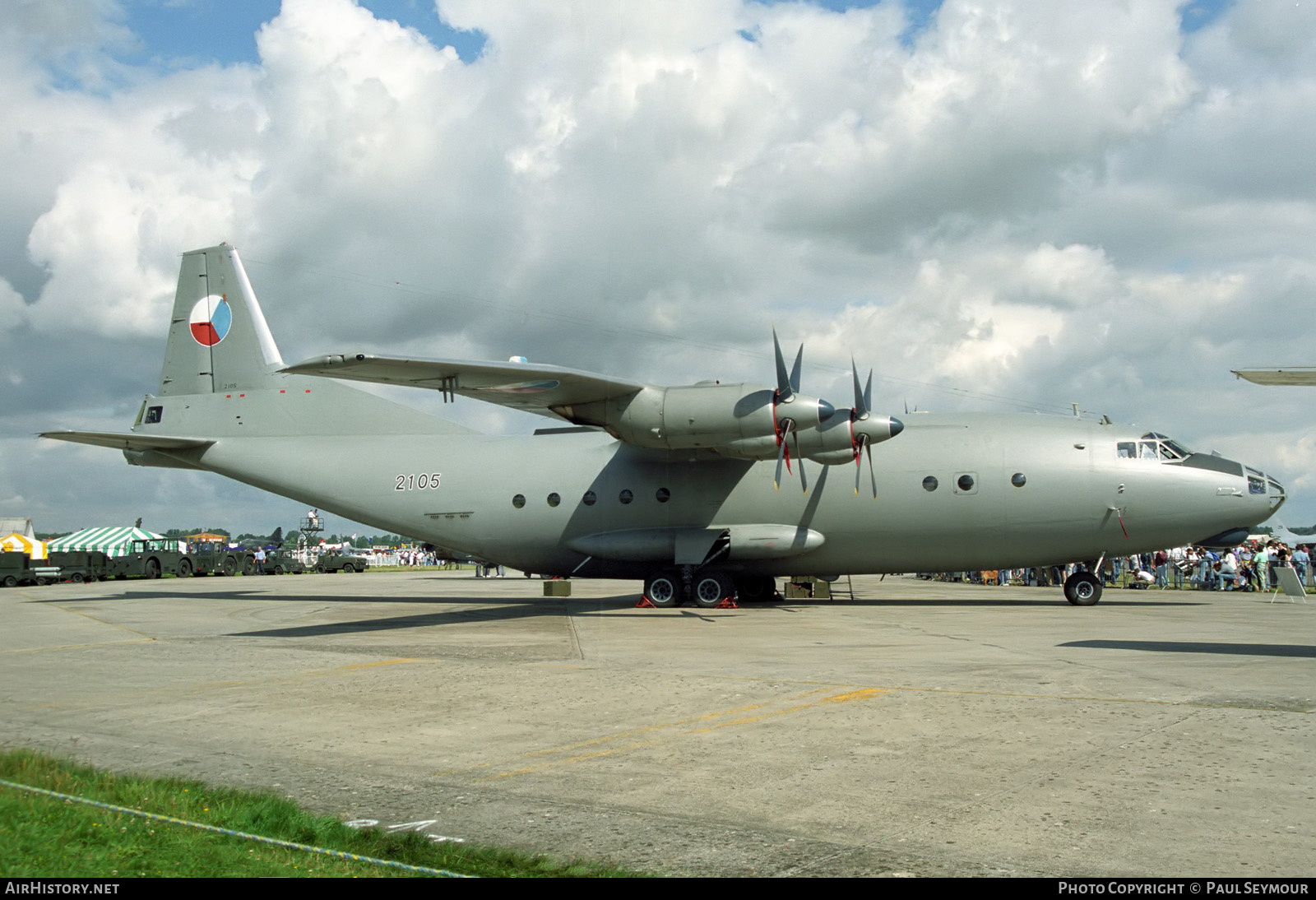 Aircraft Photo of 2105 | Antonov An-12BP | Czechoslovakia - Air Force | AirHistory.net #319209