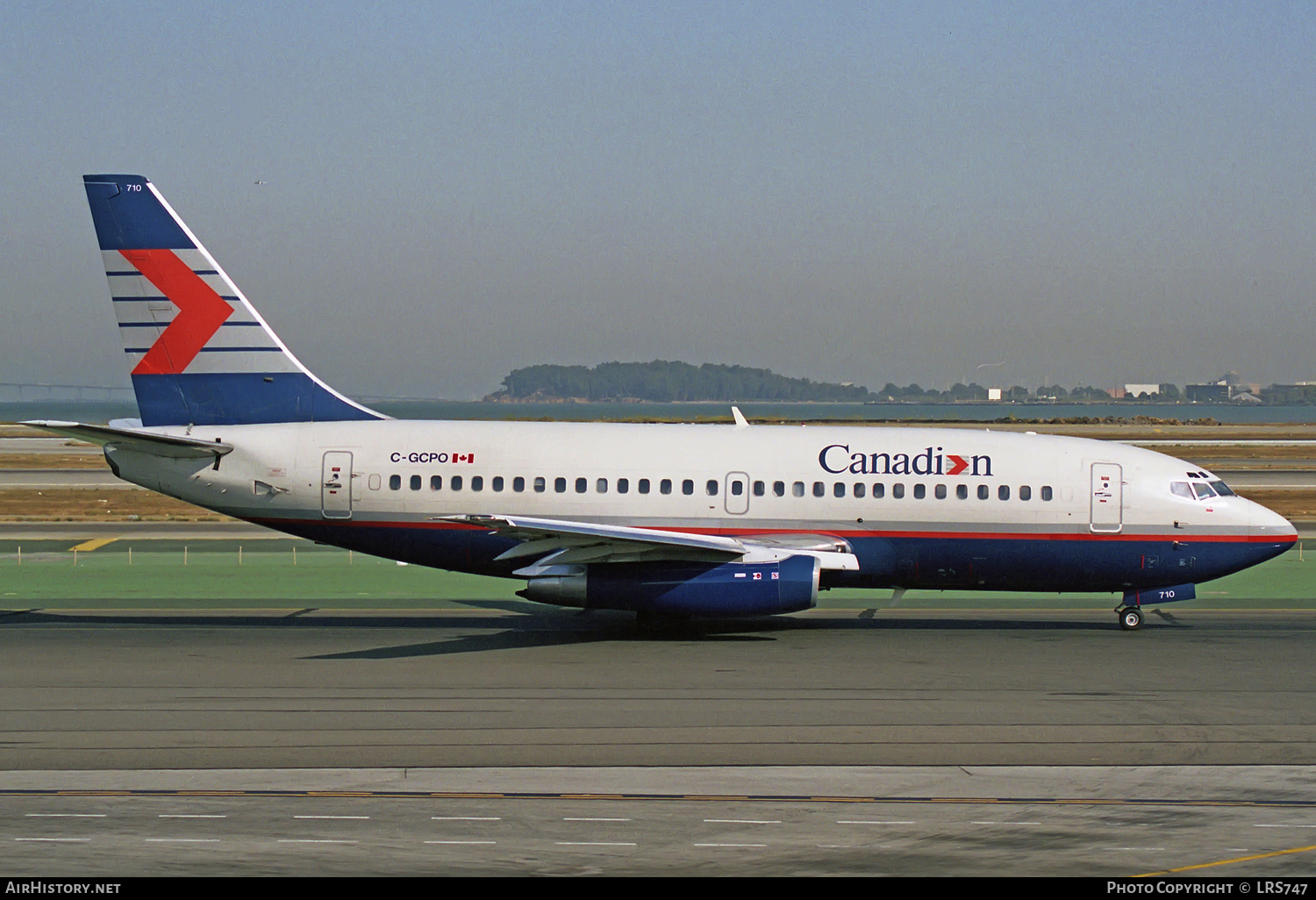 Aircraft Photo of C-GCPO | Boeing 737-217/Adv | Canadian Airlines | AirHistory.net #319210