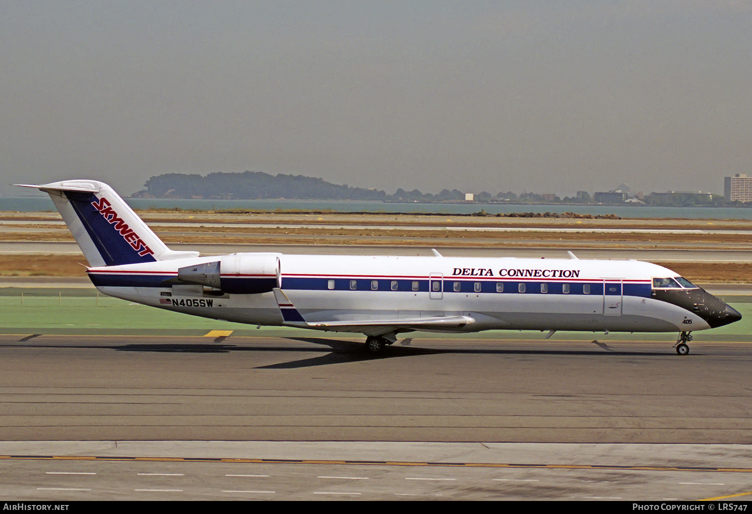 Aircraft Photo of N405SW | Canadair CRJ-200ER (CL-600-2B19) | Delta Connection | AirHistory.net #319239