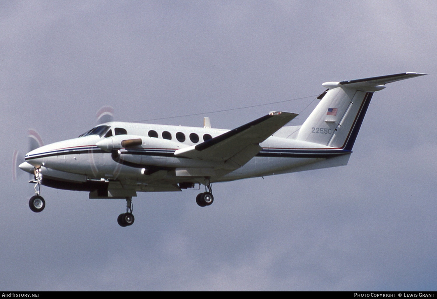 Aircraft Photo of 76-22550 / 22550 | Beech C-12C Huron | USA - Army | AirHistory.net #319257