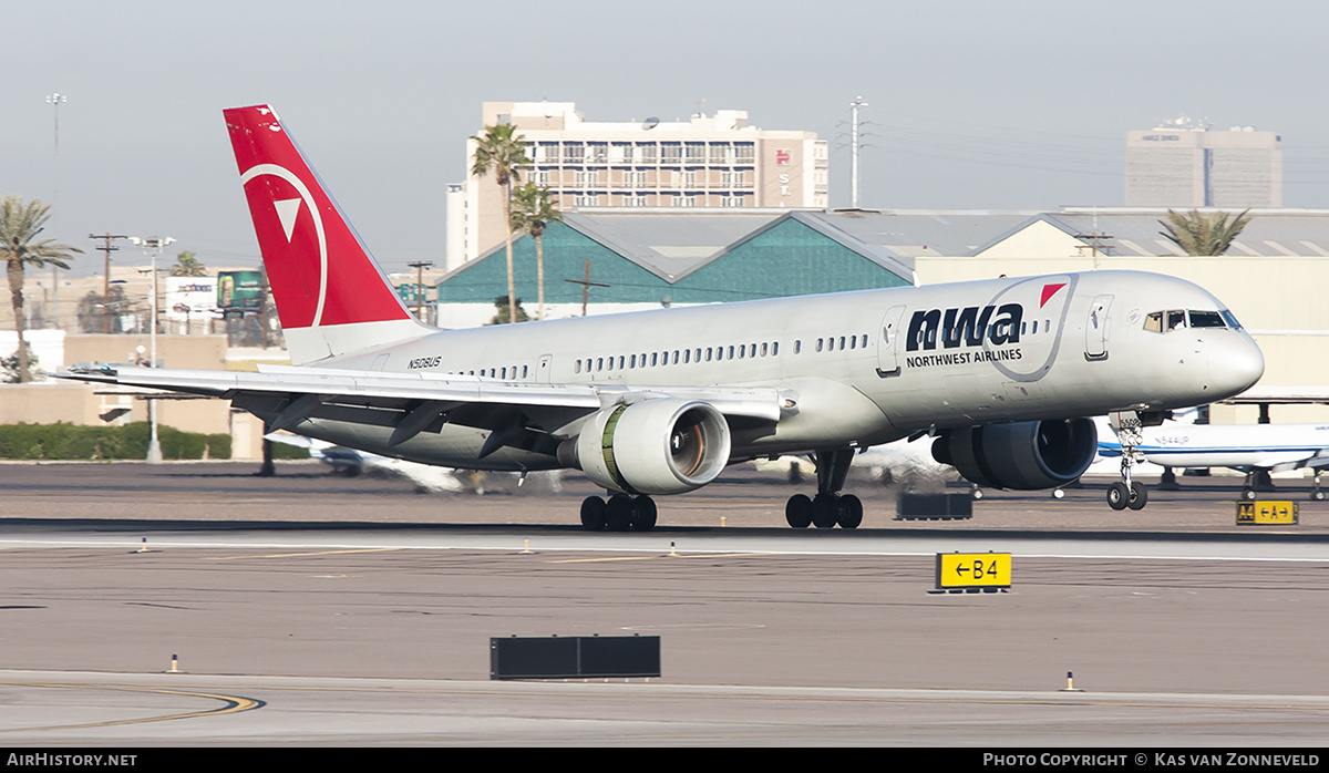 Aircraft Photo of N508US | Boeing 757-251 | Northwest Airlines | AirHistory.net #319273