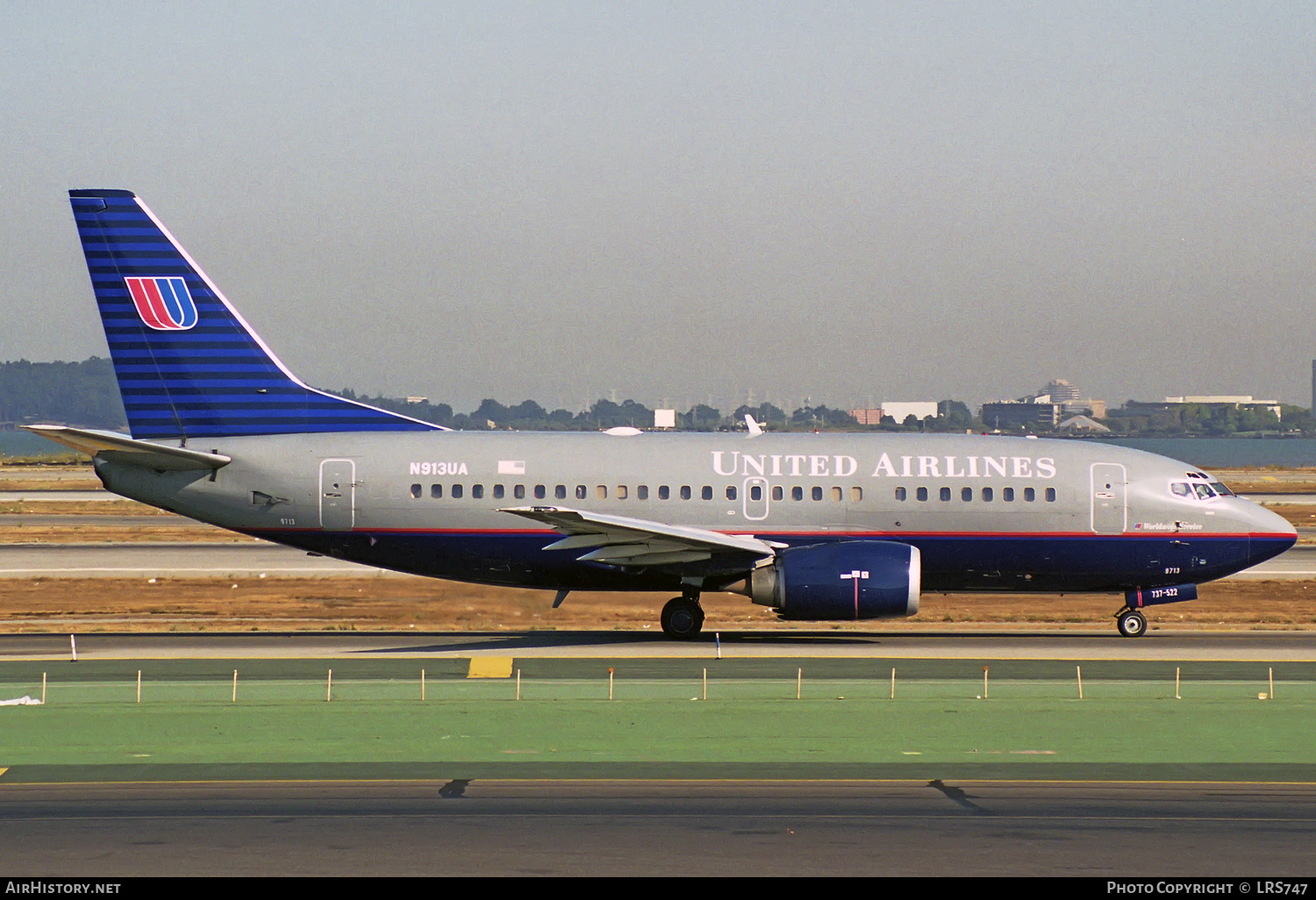 Aircraft Photo of N913UA | Boeing 737-522 | United Airlines | AirHistory.net #319277