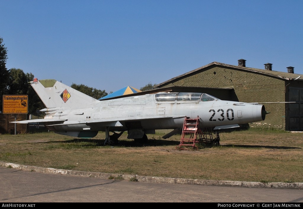 Aircraft Photo of 230 | Mikoyan-Gurevich MiG-21UM | East Germany - Air Force | AirHistory.net #319310