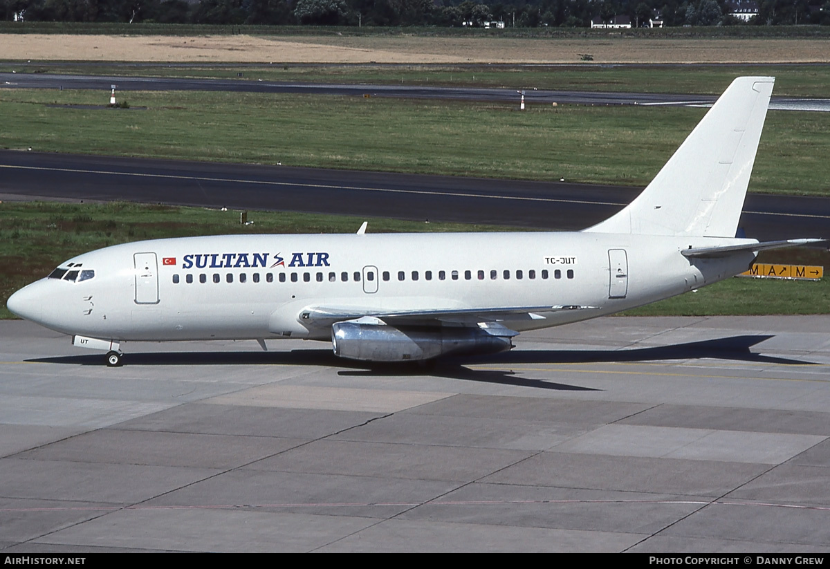 Aircraft Photo of TC-JUT | Boeing 737-217 | Sultan Air | AirHistory.net #319422